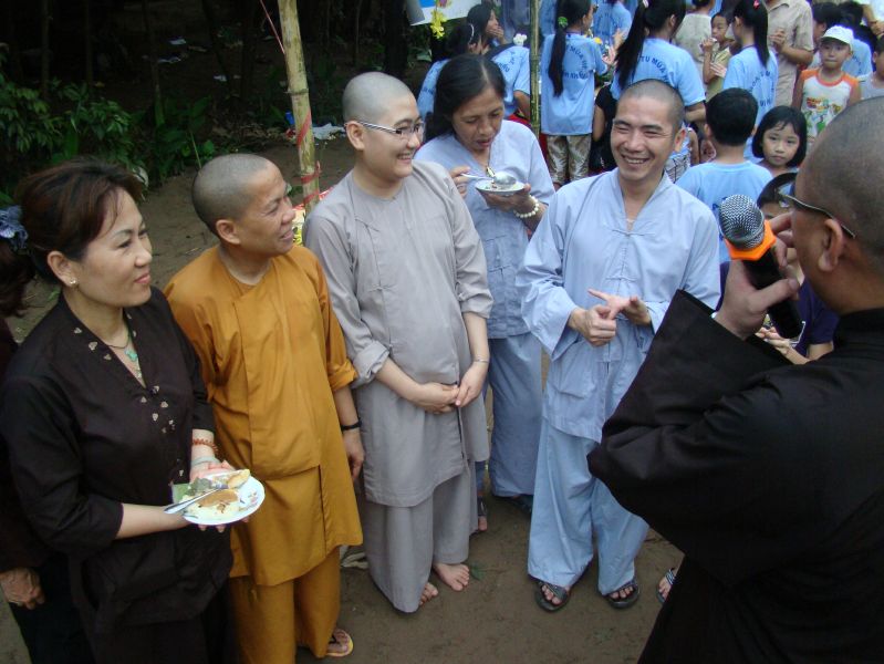 Nam Định: những hoạt động ý nhĩa trong ngày thứ 5  của khóa tu đạo đức tại chùa Vấn Khẩu