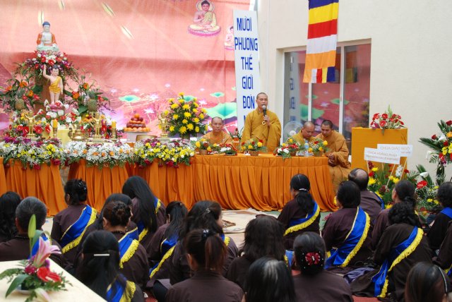 Lễ Phật đản tại BaLan