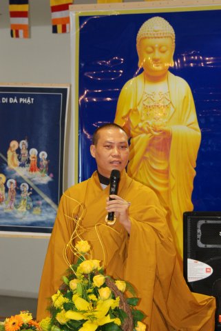 Lễ Phật Đản tại Tp. Dresden – CHLB Đức