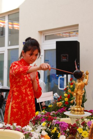 Lễ Phật đản tại BaLan