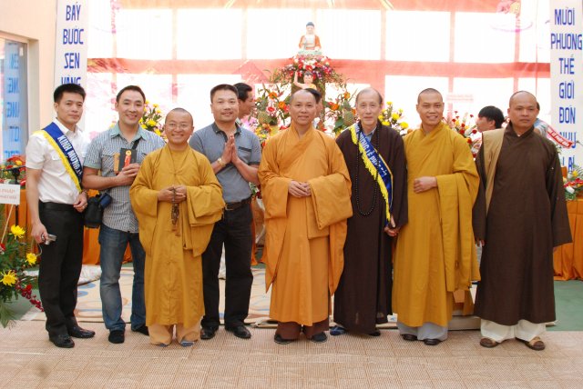 Lễ Phật đản tại BaLan