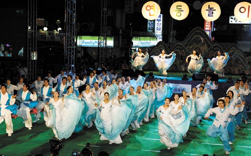 Phật đản tại Seoul: Đại dương ánh sáng tôn vinh Đức Phật