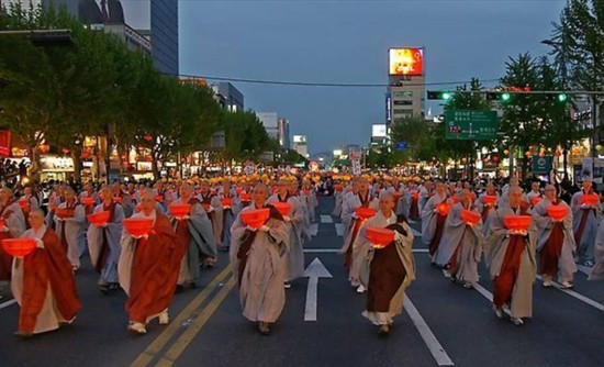 Phật đản tại Seoul: Đại dương ánh sáng tôn vinh Đức Phật