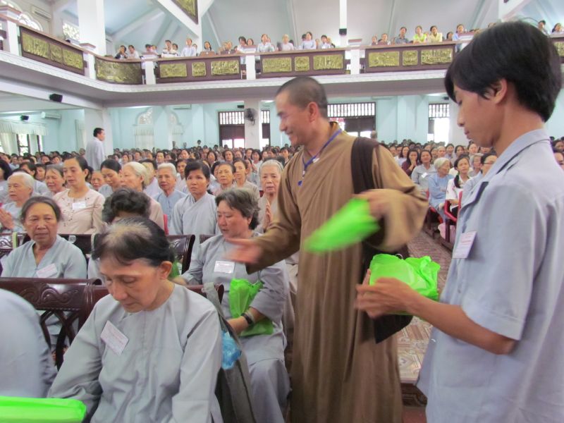 Một ngày ý nghĩa tại Hội thi giáo lý Phật tử cấp thành phố năm 2011