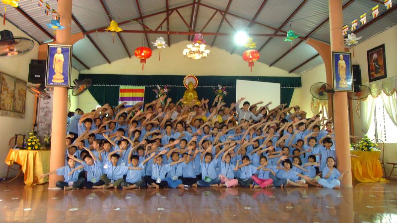 Nam Định: chùa Vấn Khẩu Phường Cửa Nam khai giảng khóa tu đạo đức cho Thanh thiếu niên