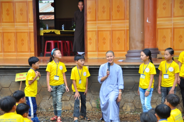 Nhật ký ngày tu thứ nhất tại chùa Hoa Khai