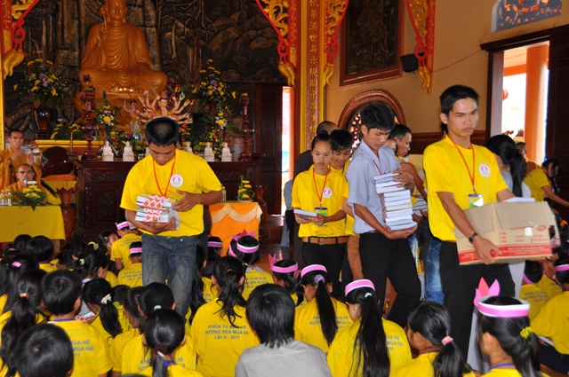 Bế mạc khóa tu mùa hè tại chùa Hoa Khai