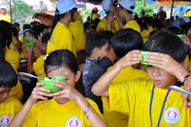 Nhật ký ngày thứ hai tại khóa tu mùa hè chùa Hoa Khai