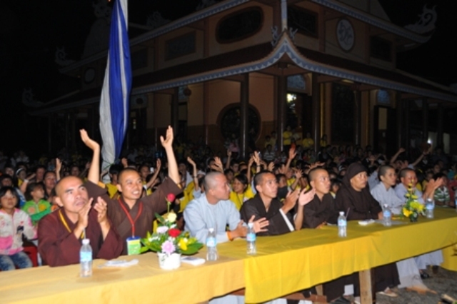 Nhật ký ngày thứ hai tại khóa tu mùa hè chùa Hoa Khai