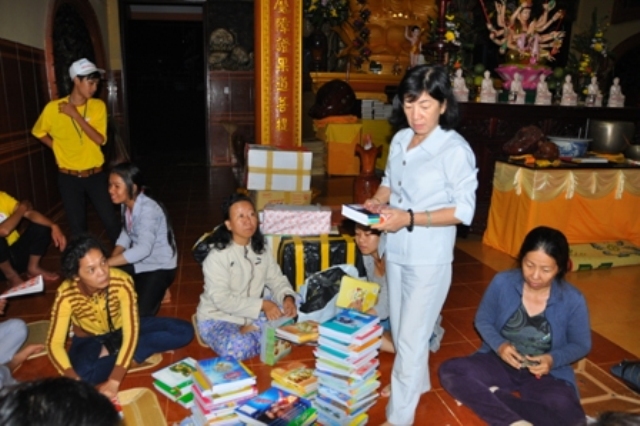 Nhật ký ngày thứ hai tại khóa tu mùa hè chùa Hoa Khai