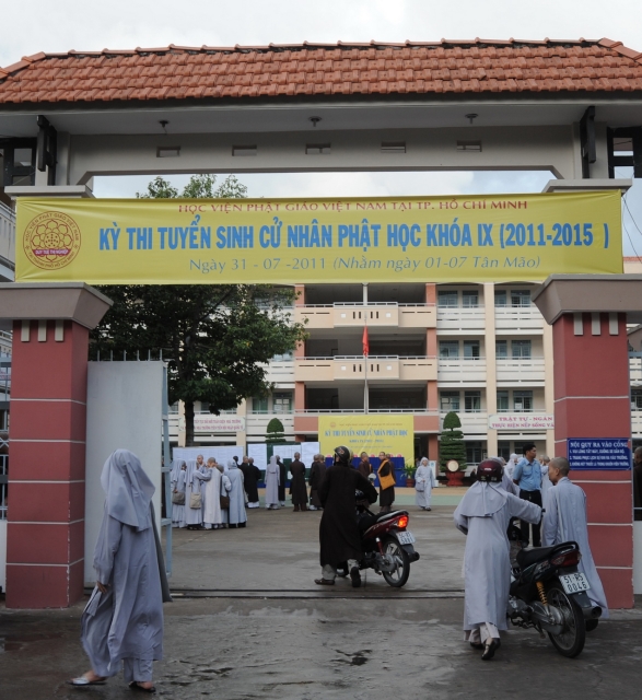 Học viện Phật giáo Việt Nam tại TP. Hồ Chí Minh  tuyển sinh Cử nhân Phật học khóa IX