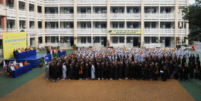Học viện Phật giáo Việt Nam tại TP. Hồ Chí Minh  tuyển sinh Cử nhân Phật học khóa IX