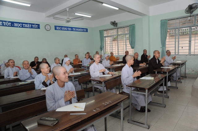 Học viện Phật giáo Việt Nam tại TP. Hồ Chí Minh  tuyển sinh Cử nhân Phật học khóa IX