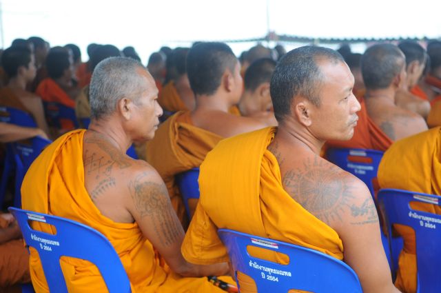 Chùm ảnh: Lễ đốt nến cầu nguyện hòa bình nhân đại lễ Phật đản LHQ 2011 tại Thái Lan