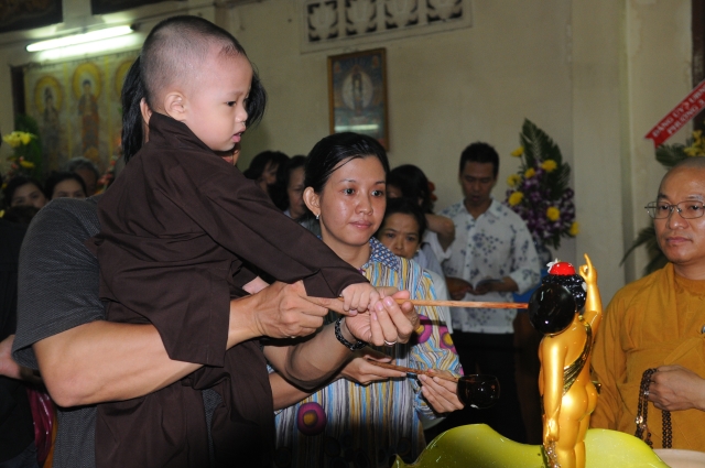 Chùa Giác Ngộ tổ chức Đại Lễ Phật Đản Phật lịch 2555 – Dương lịch 2011