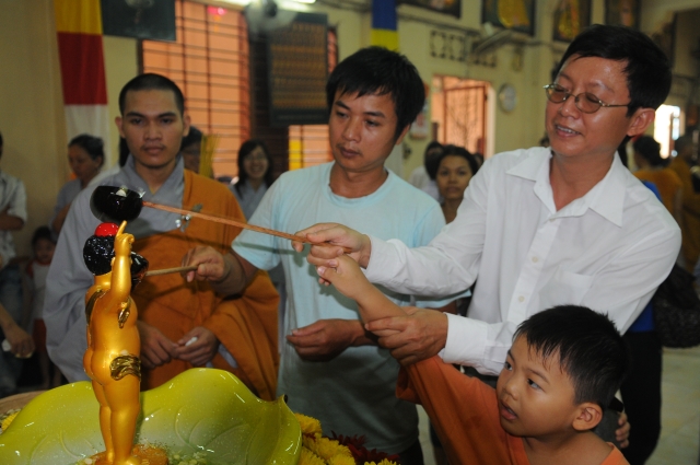 Chùa Giác Ngộ tổ chức Đại Lễ Phật Đản Phật lịch 2555 – Dương lịch 2011