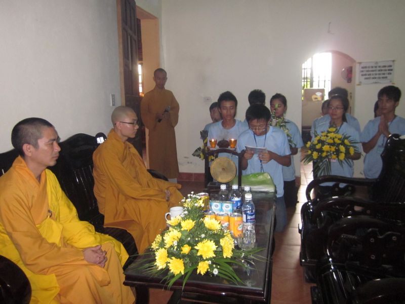 Nam Định: chùa Vấn Khẩu Phường Cửa Nam khai giảng khóa tu đạo đức cho Thanh thiếu niên