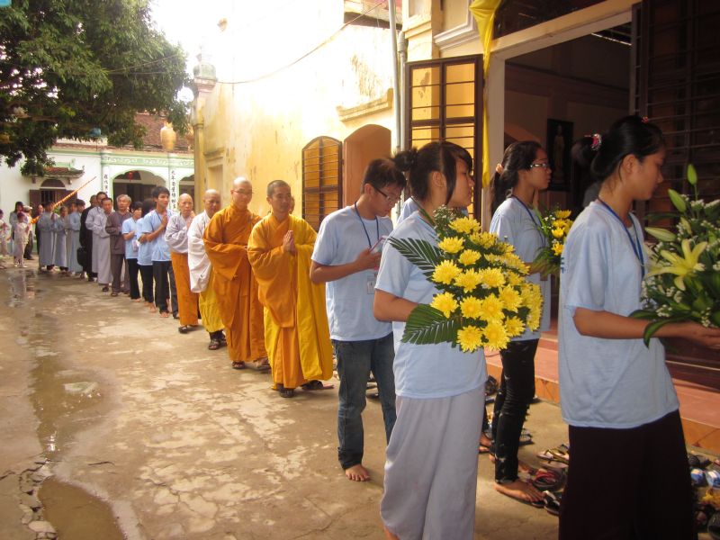 Nam Định: chùa Vấn Khẩu Phường Cửa Nam khai giảng khóa tu đạo đức cho Thanh thiếu niên