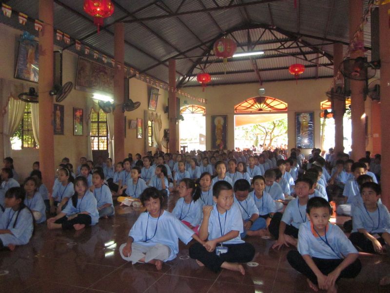Nam Định: chùa Vấn Khẩu Phường Cửa Nam khai giảng khóa tu đạo đức cho Thanh thiếu niên
