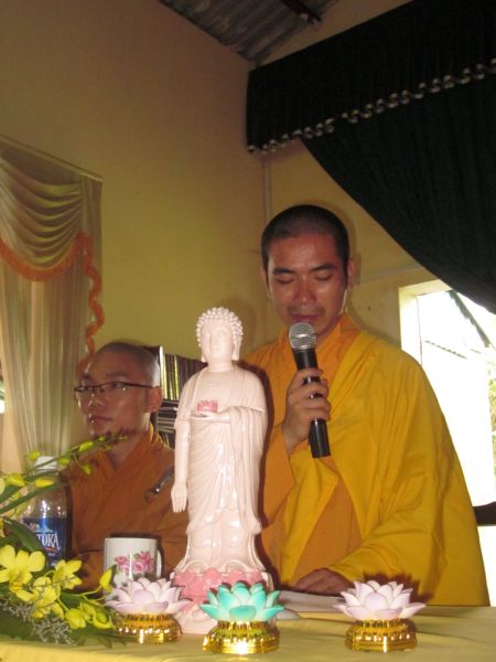 Nam Định: chùa Vấn Khẩu Phường Cửa Nam khai giảng khóa tu đạo đức cho Thanh thiếu niên