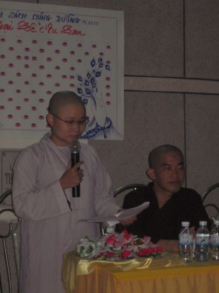 Một ngày tu học hướng về hai đấng sinh thành