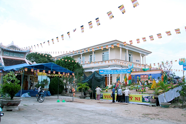 Phật Đản Đang Về Trên Đất Tây Nguyên