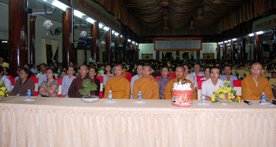 Khóa tu mùa hè năm 2011 tại chùa Phật Quang đã thành công tốt đẹp