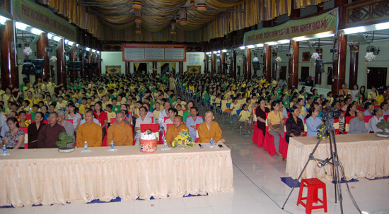 Khóa tu mùa hè năm 2011 tại chùa Phật Quang đã thành công tốt đẹp