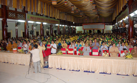 Khóa tu mùa hè năm 2011 tại chùa Phật Quang đã thành công tốt đẹp