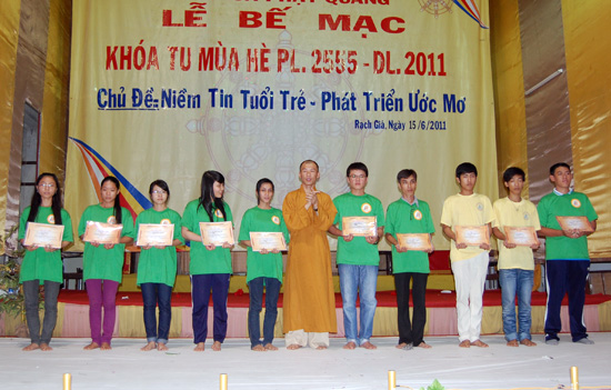 Khóa tu mùa hè năm 2011 tại chùa Phật Quang đã thành công tốt đẹp