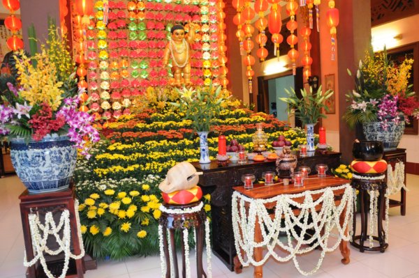 Chùa Long Bửu: Chính thức cử hành Nghi thứcTắm Phật trong Pháp Hội Đản Sanh