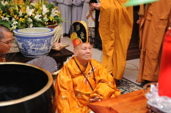 Chùa Long Bửu: Chính thức cử hành Nghi thứcTắm Phật trong Pháp Hội Đản Sanh