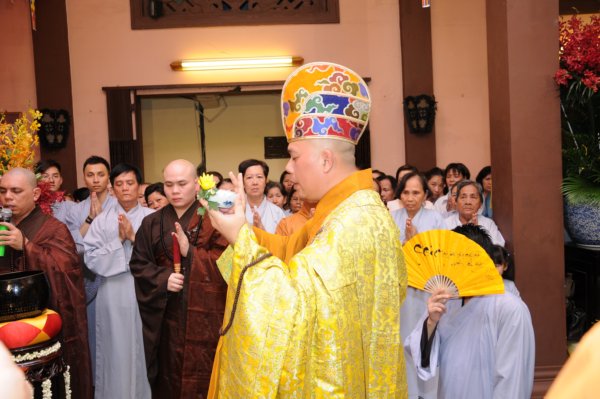 Chùa Long Bửu: Chính thức cử hành Nghi thứcTắm Phật trong Pháp Hội Đản Sanh