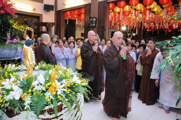 Chùa Long Bửu: Chính thức cử hành Nghi thứcTắm Phật trong Pháp Hội Đản Sanh