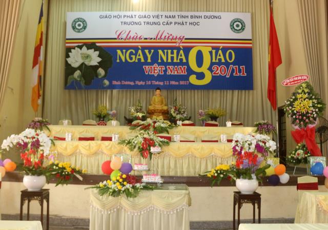 Bình Dương: Trường Trung cấp Phật học tổ chức lễ Nhà giáo Việt Nam 20 – 11