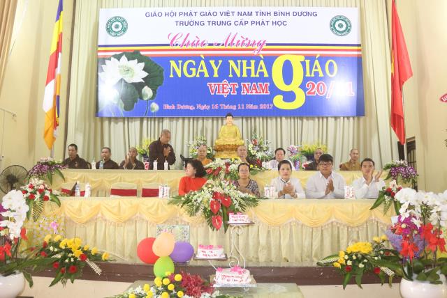 Bình Dương: Trường Trung cấp Phật học tổ chức lễ Nhà giáo Việt Nam 20 – 11