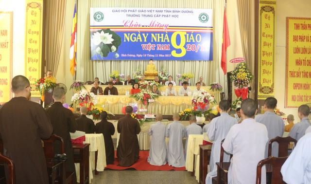 Bình Dương: Trường Trung cấp Phật học tổ chức lễ Nhà giáo Việt Nam 20 – 11