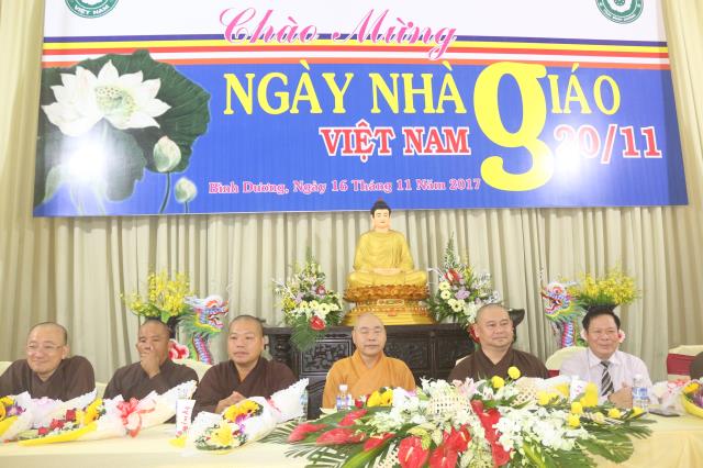 Bình Dương: Trường Trung cấp Phật học tổ chức lễ Nhà giáo Việt Nam 20 – 11