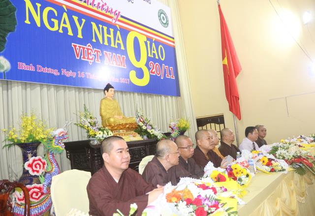 Bình Dương: Trường Trung cấp Phật học tổ chức lễ Nhà giáo Việt Nam 20 – 11