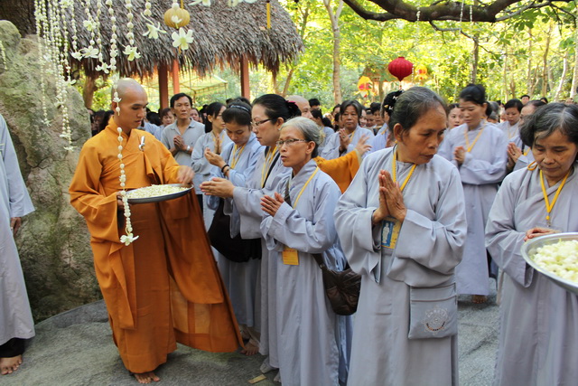 Phật Đản Viện Chuyên Tu