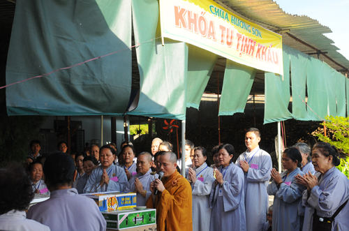 Đà Nẵng :  Chùa Hương Sơn khai mạc khóa tu Tịnh Khẩu