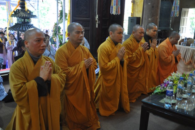 Tổng kết khóa tu &quot;Một ngày an lạc&quot; và lớp giáo lý cơ bản năm 2011