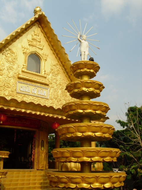 Chùa Cồ Đàm (GOTAMĀRĀMA): Ngôi Chùa Kiến Trúc Hoa Sen