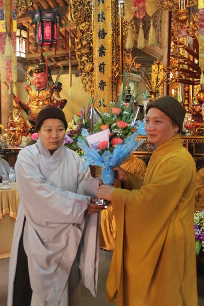 Tổng kết khóa tu &quot;Một ngày an lạc&quot; và lớp giáo lý cơ bản năm 2011