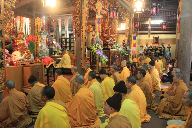 Lễ hằng thuận tại chùa Vạn Phúc