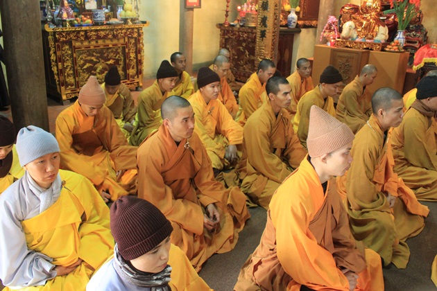 Lễ hằng thuận tại chùa Vạn Phúc