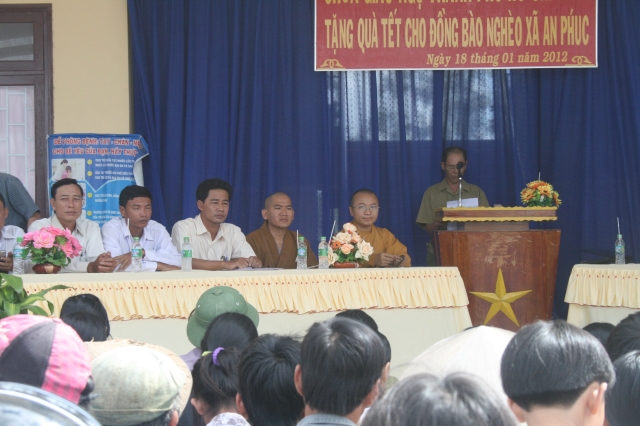 Đoàn từ thiện Đạo Phật Ngày Nay tại hai xã An Phúc và Định Thành A thuộc tỉnh Bạc Liêu