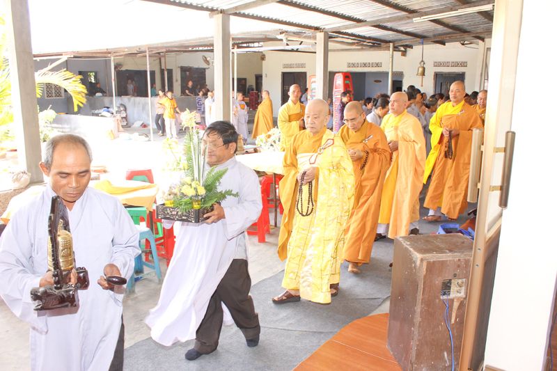 Lâm Đồng: Chùa Giác Hải tổ chức lễ tạ đàn Dược Sư Thất Châu và Thế phát cho Phật tử