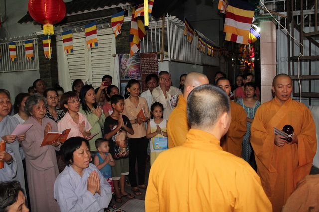 Lễ Phật Đản Tại Nhà