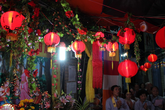 Lễ Phật Đản Tại Nhà